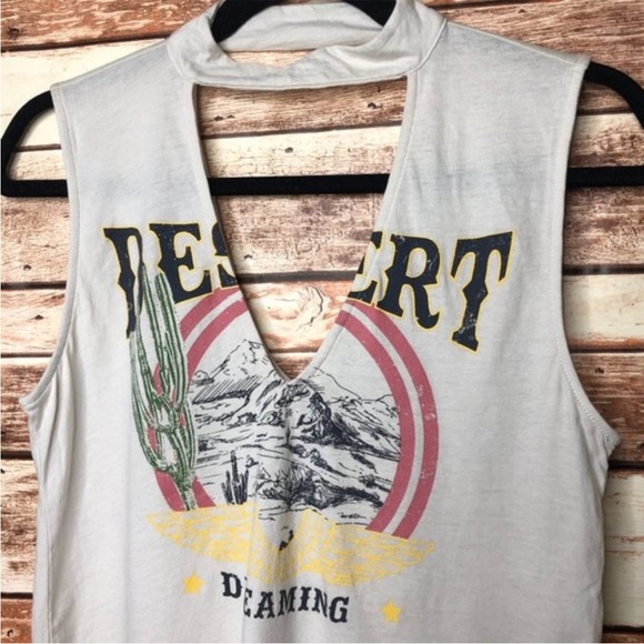 Express one eleven Desert dreaming deep v cut out tank top - Picture 4 of 9